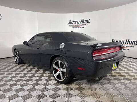 2014 Dodge Challenger SRT8