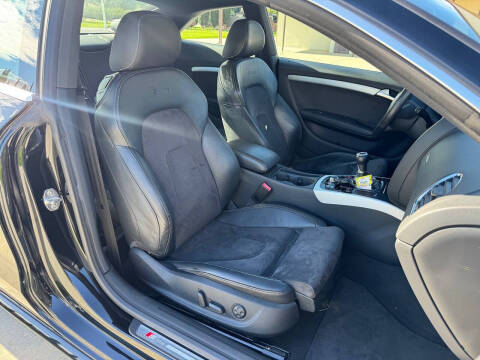 2011 Audi A5 2.0T quattro Prestige