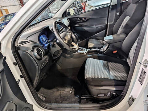 2021 Hyundai Kona SEL Plus