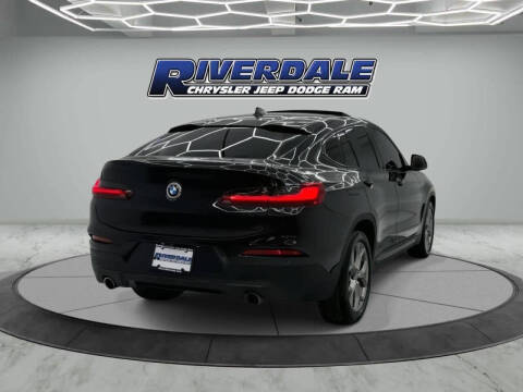 2021 BMW X4 xDrive30i