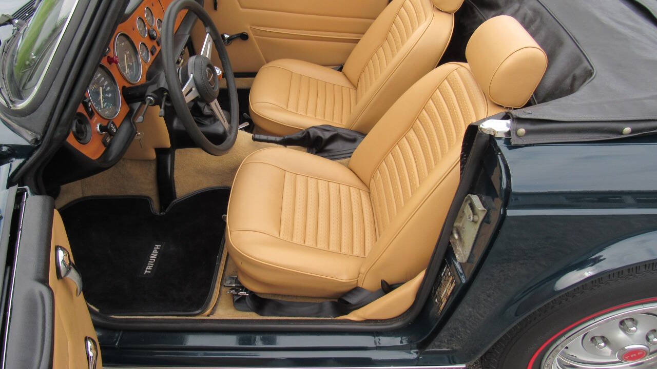 1973 Triumph TR6 15