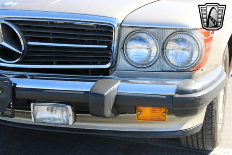 1989 Mercedes-Benz 560-Class 560 SL