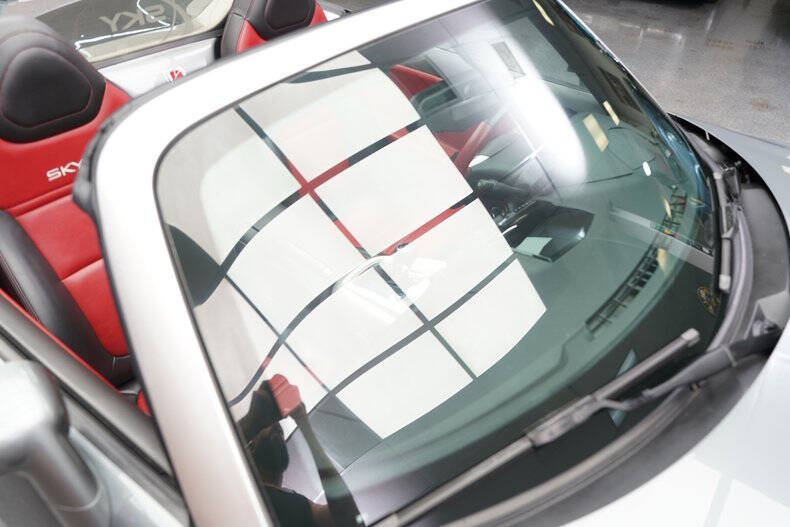 2007 Saturn SKY Red Line