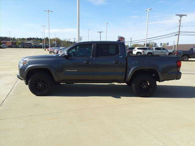 2022 Toyota Tacoma SR5 V6