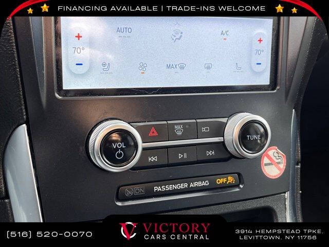 2023 Ford Edge Titanium