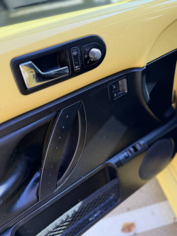 2009 Volkswagen New Beetle