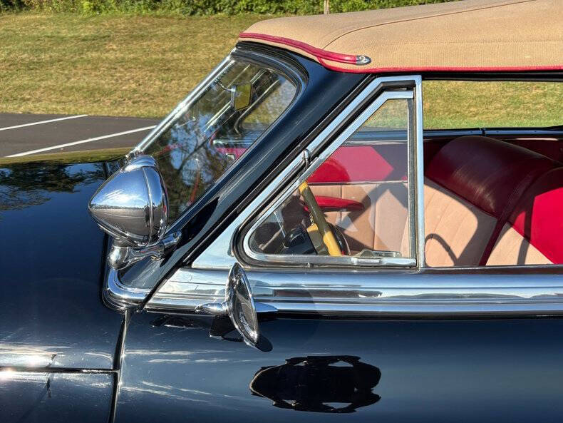 1950 Packard Custom 8 Victoria