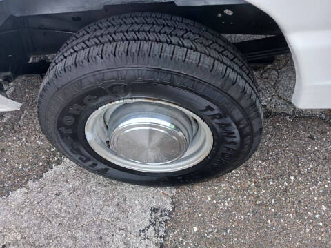 2006 Ford E-Series E-350 SD