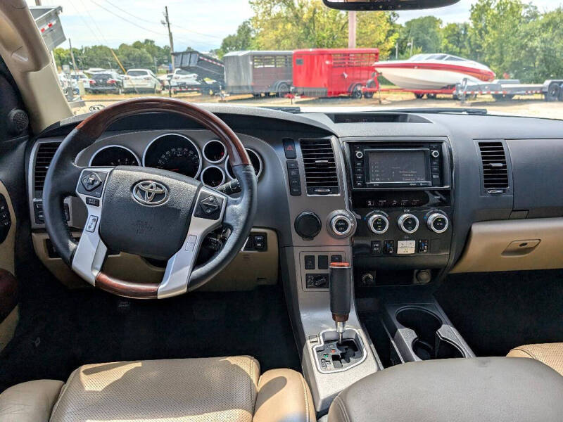 2016 Toyota Sequoia Platinum