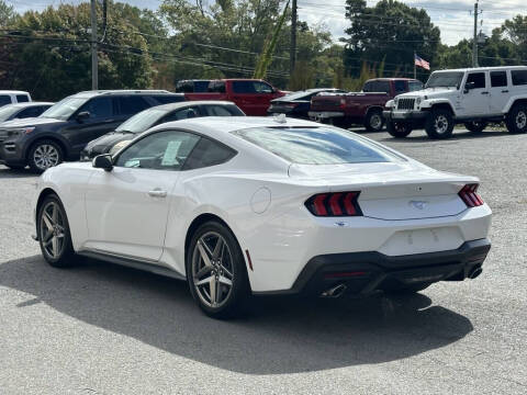 2025 Ford Mustang EcoBoost