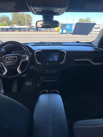 2020 GMC Terrain SLE