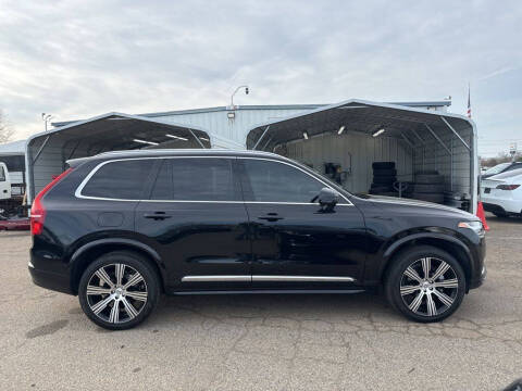 2024 Volvo XC90 B5 Plus Bright Theme