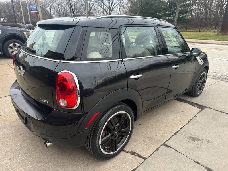 2011 MINI Countryman Countryman photo 6