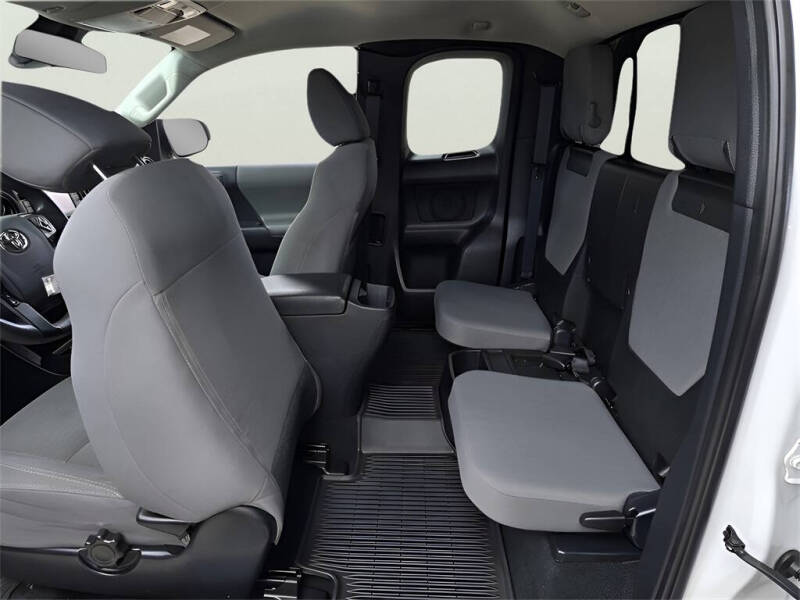 2019 Toyota Tacoma SR