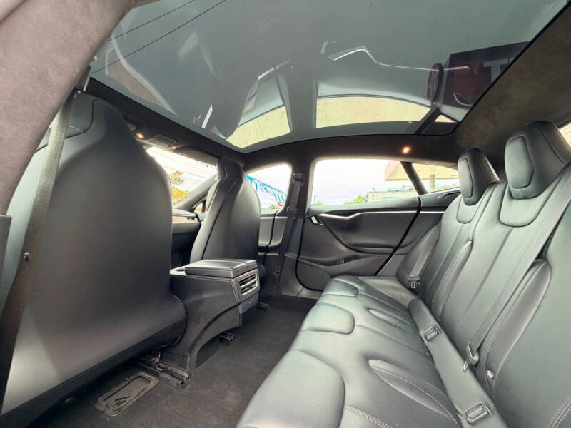 2017 Tesla Model S 75D
