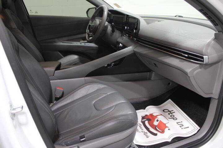 2022 Hyundai Elantra