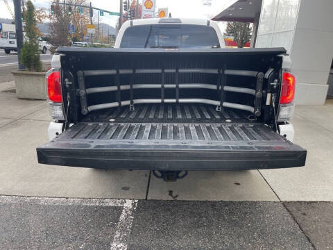 2021 Toyota Tacoma TRD Off-Road