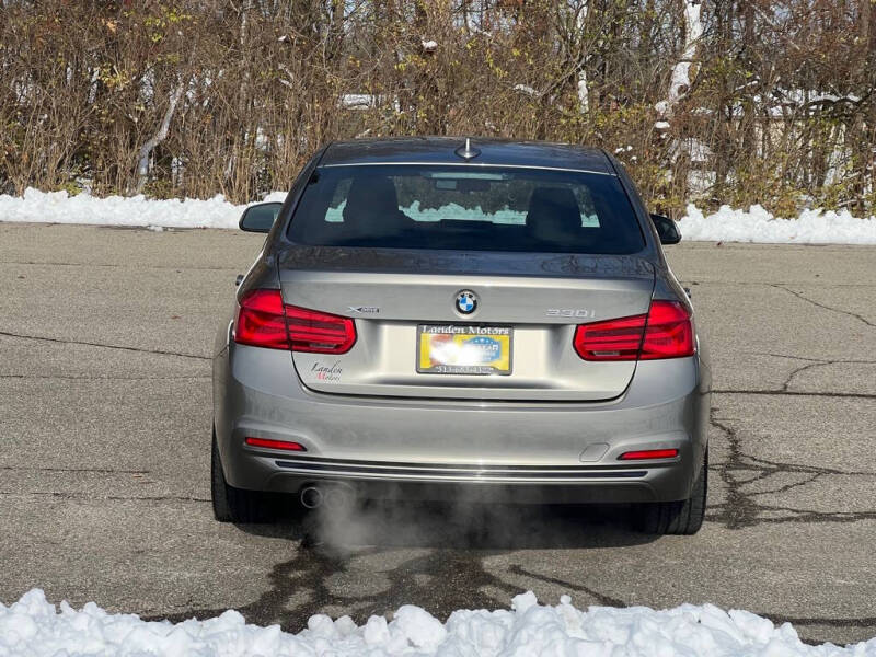 2018 BMW 3 Series 330i xDrive