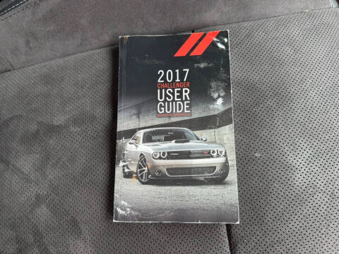 2017 Dodge Challenger 392 HEMI Scat Pack Shaker