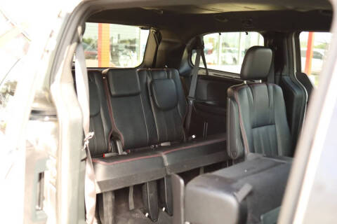 2016 Dodge Grand Caravan R/T