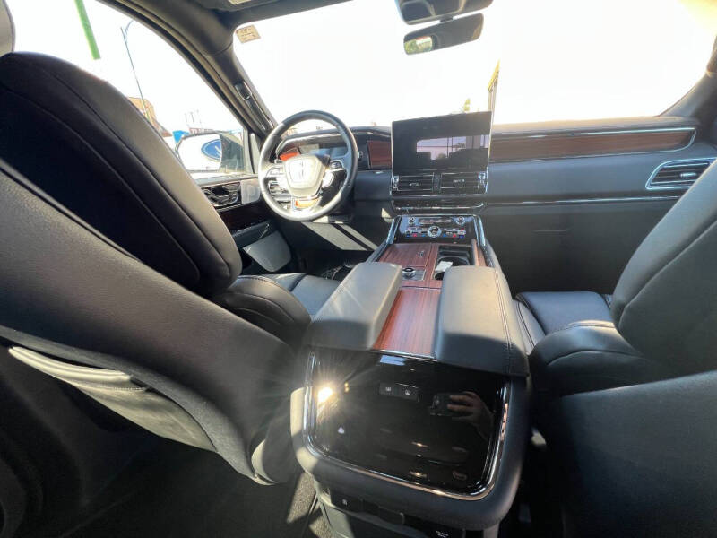 2024 Lincoln Navigator L Reserve