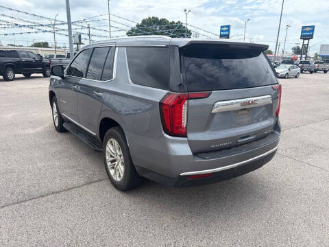 2022 GMC Yukon SLT