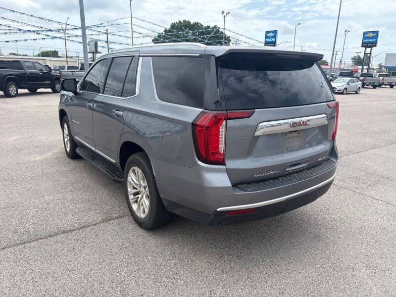 2022 GMC Yukon SLT