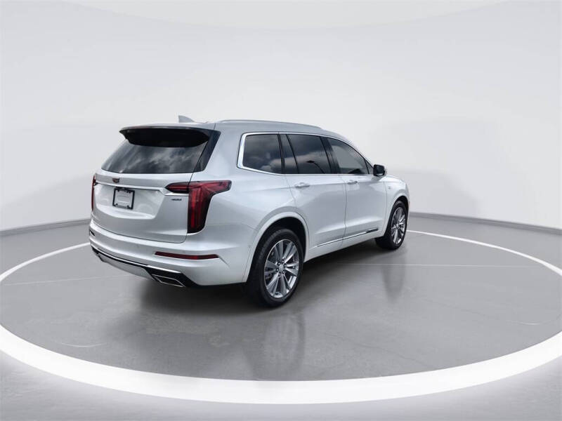 2023 Cadillac XT6 Premium Luxury