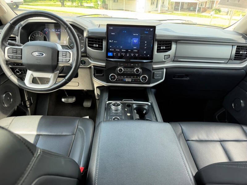 2024 Ford Expedition MAX XLT