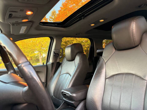 2011 GMC Acadia Denali