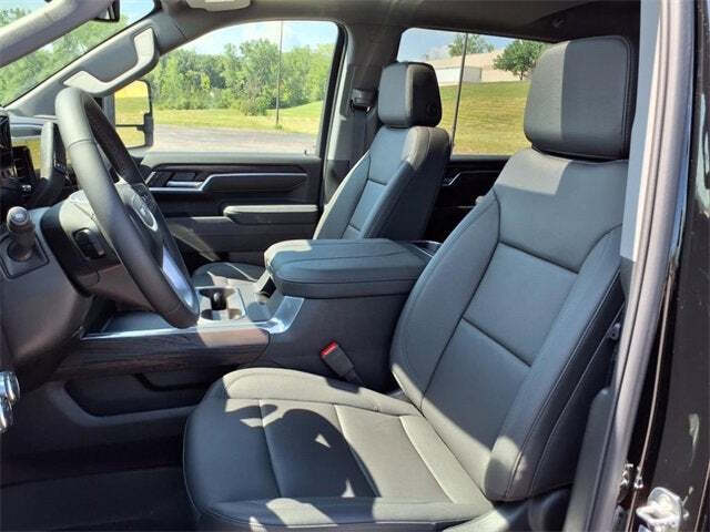 2025 GMC Sierra 2500HD