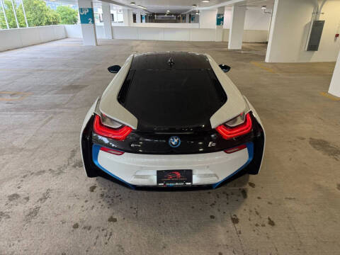 2015 BMW i8