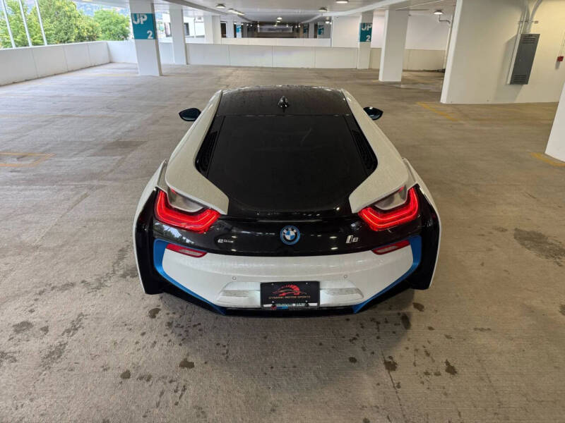 2015 BMW i8