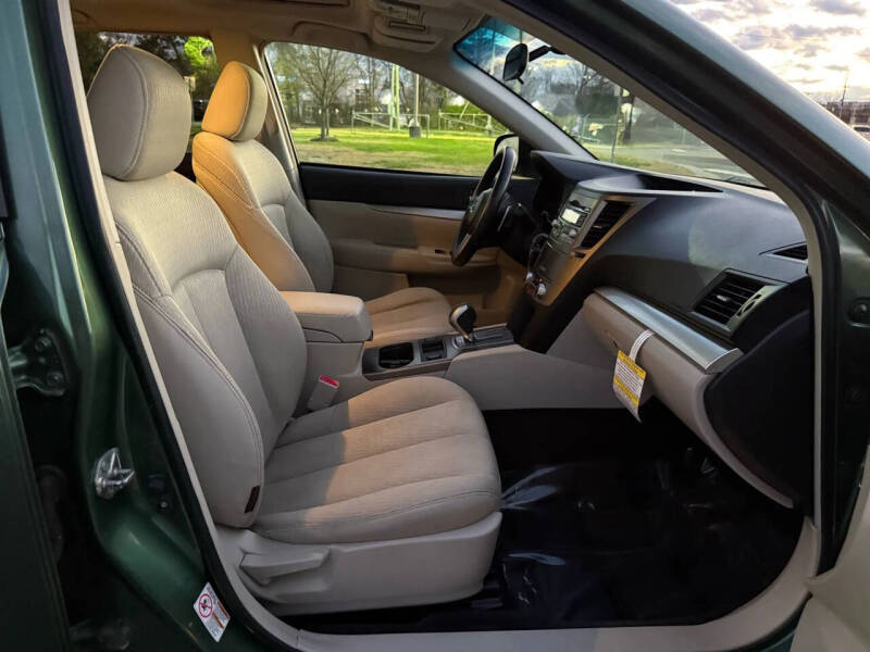 2010 Subaru Outback 2.5i Premium