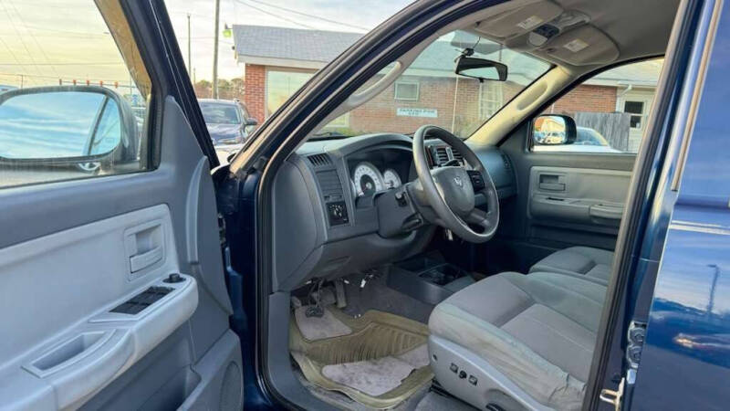 2005 Dodge Dakota SLT