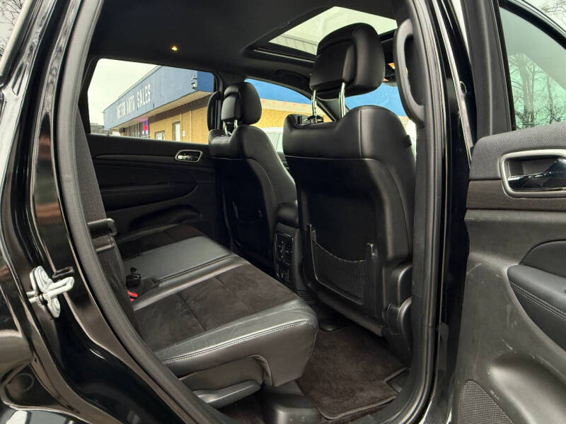 2017 Jeep Grand Cherokee Laredo