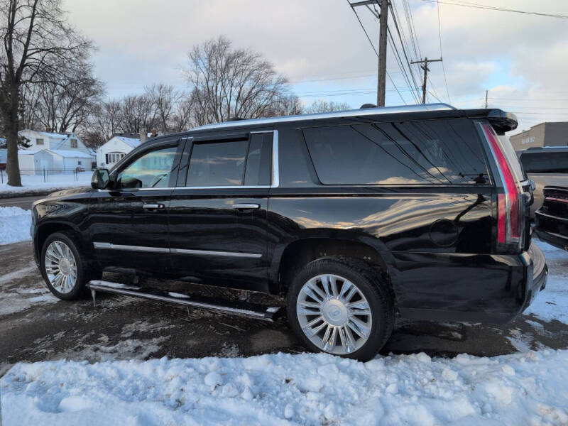 2016 Cadillac Escalade ESV Platinum