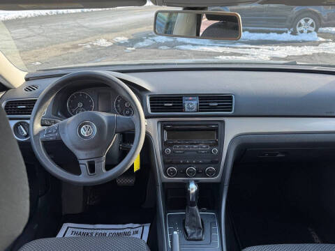 2012 Volkswagen Passat S PZEV