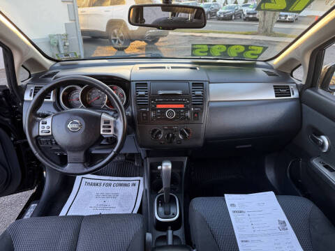 2012 Nissan Versa 1.8 SL