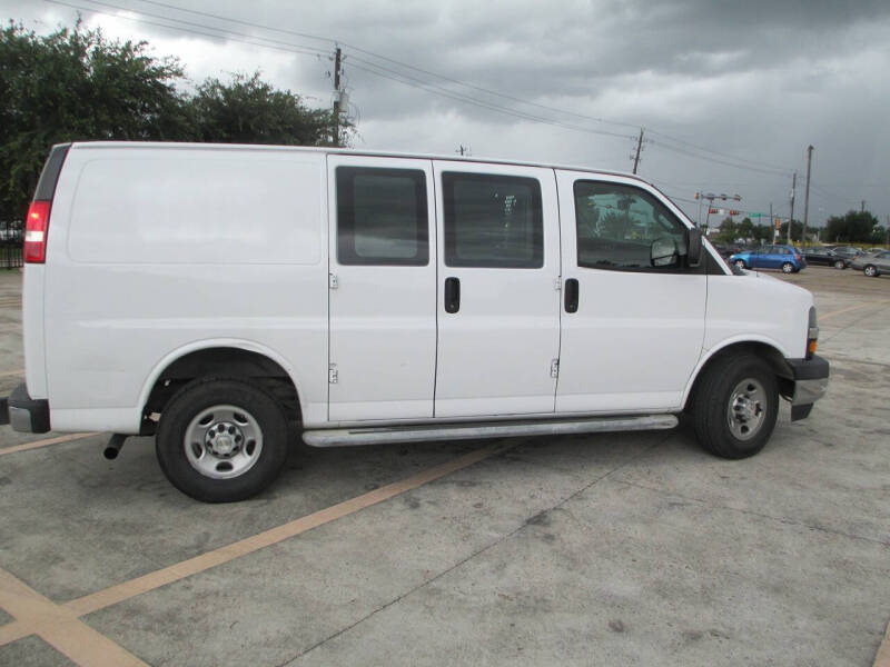 2020 Chevrolet Express 2500