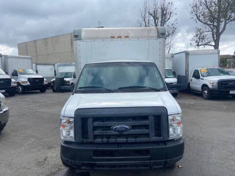 2013 Ford E-Series E-350 SD