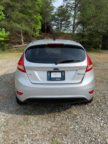 2012 Ford Fiesta SE