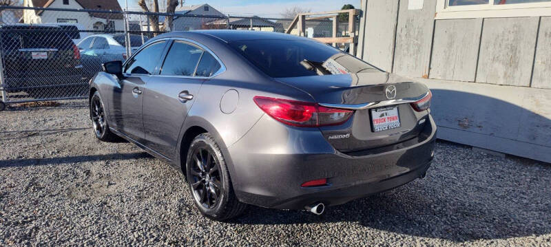 2014 Mazda MAZDA6 i Sport