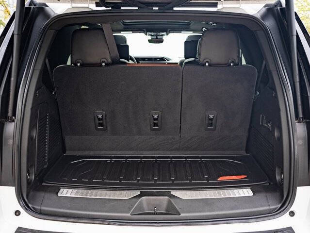 2024 GMC Yukon Denali Ultimate