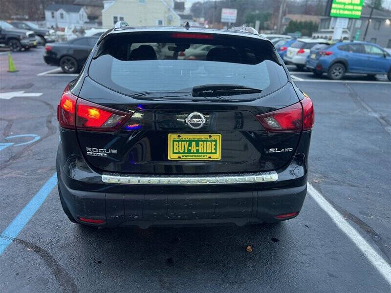 2017 Nissan Rogue Sport SL