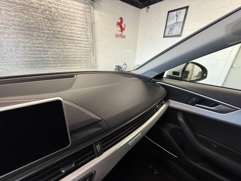 2017 Audi A4 2.0T quattro Premium Plus