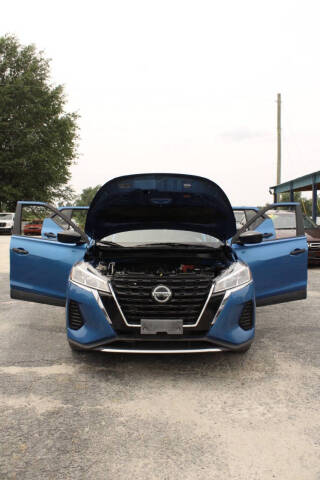 2021 Nissan Kicks S