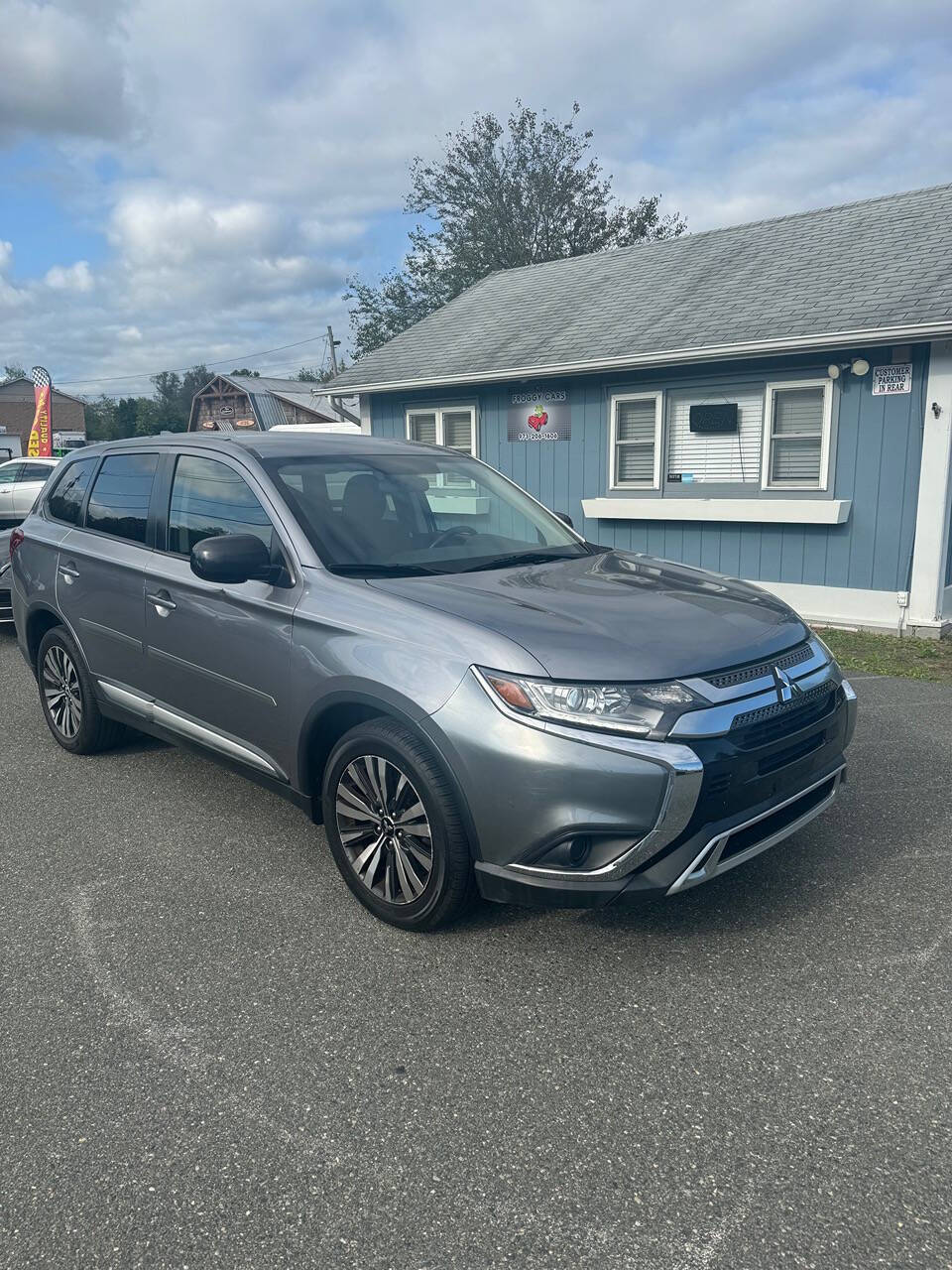 2019 Mitsubishi Outlander for sale at Froggy Cars LLC in Hamburg, NJ