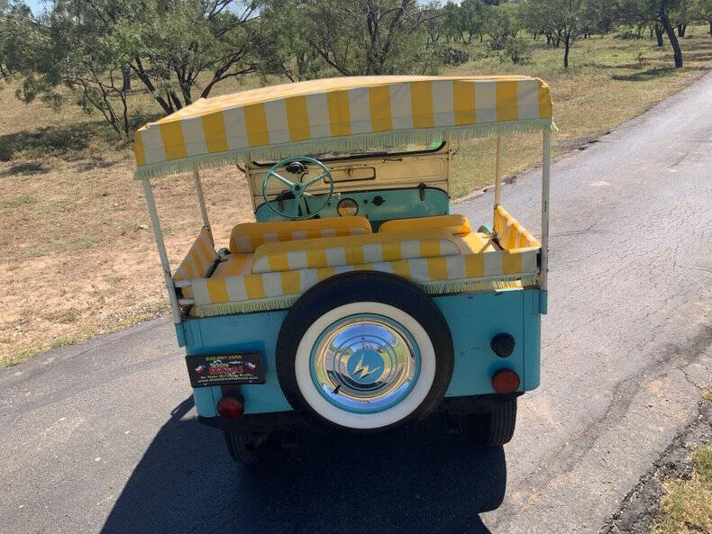 1960 Willys Surrey Gala