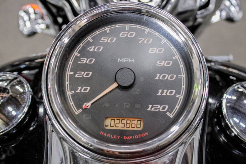 2015 Harley-Davidson Freewheeler